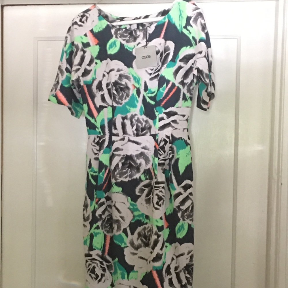 SOLD NWT ASOS GRAY/GREEN FITTED MIDI w/ POCKETS